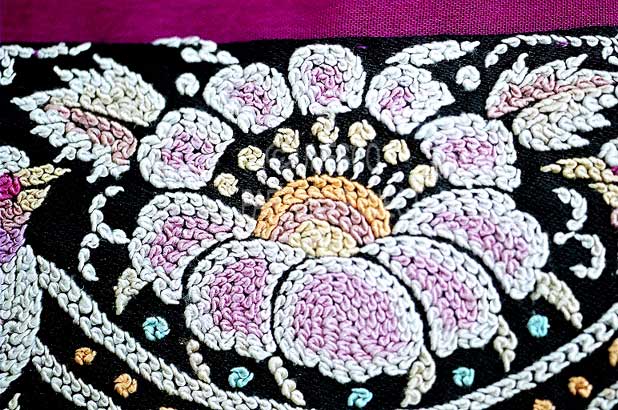 The infamous khakha stitch.