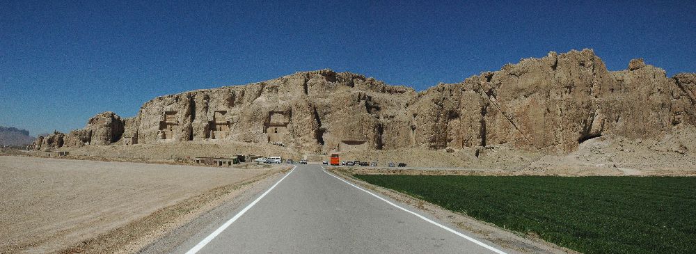 Approach to Naqsh-e Rustam