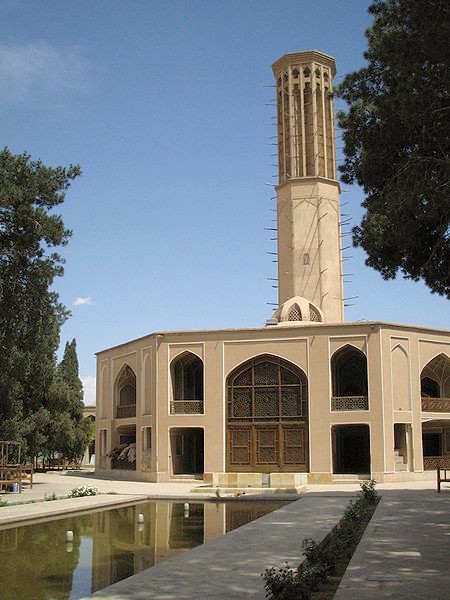 Hexagonal badgir (tallest in Yazd at 33 m) at the Dowalatabad Palace gardens